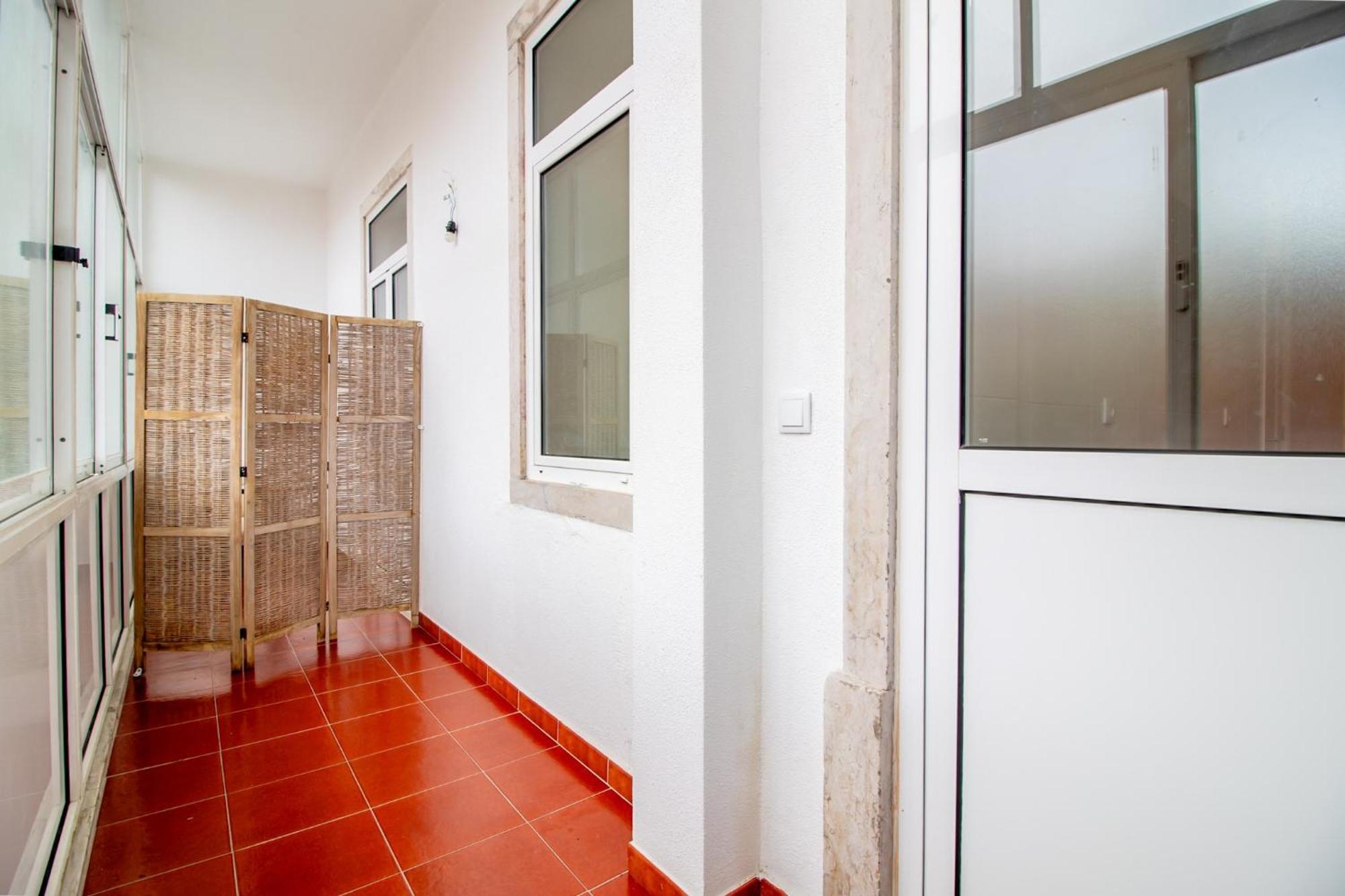 Отель Arroios - Second Floor Лиссабон Экстерьер фото